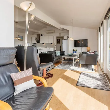 8 Person In Hadsund Holiday home Helberskov
