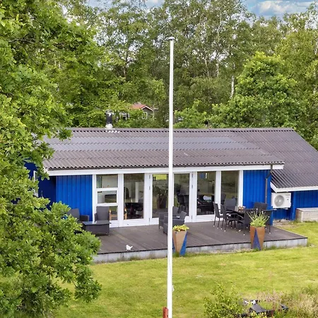 8 Person In Hadsund Holiday home